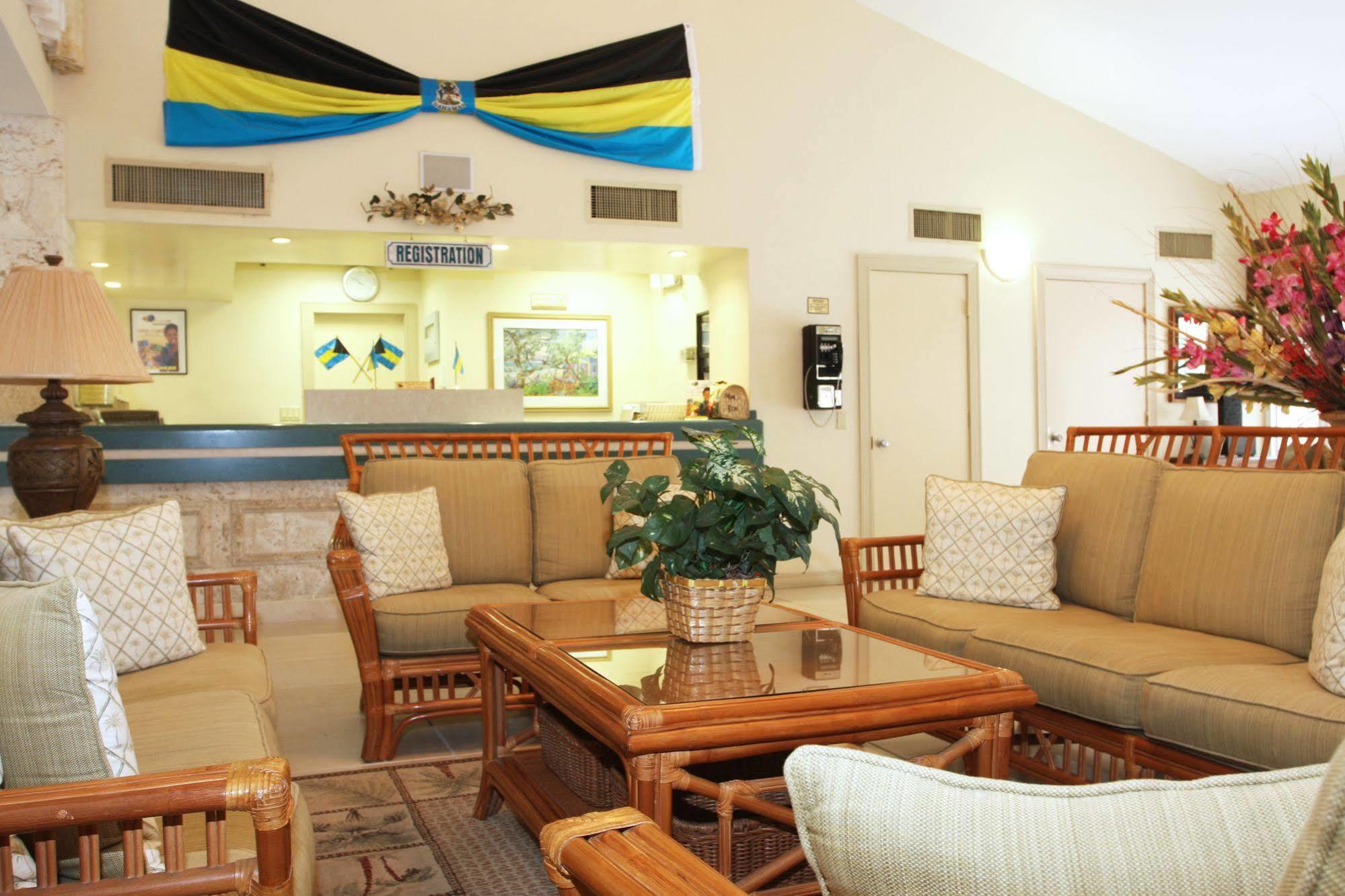 Castaways Resort And Suites Фрийпорт Екстериор снимка